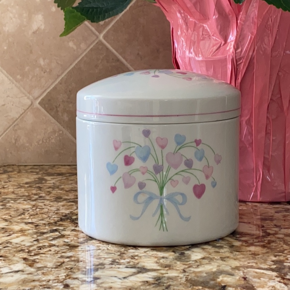 Heart Floral Bouquet Decorative White Round Ceramic Lidded Storage Container ~5”